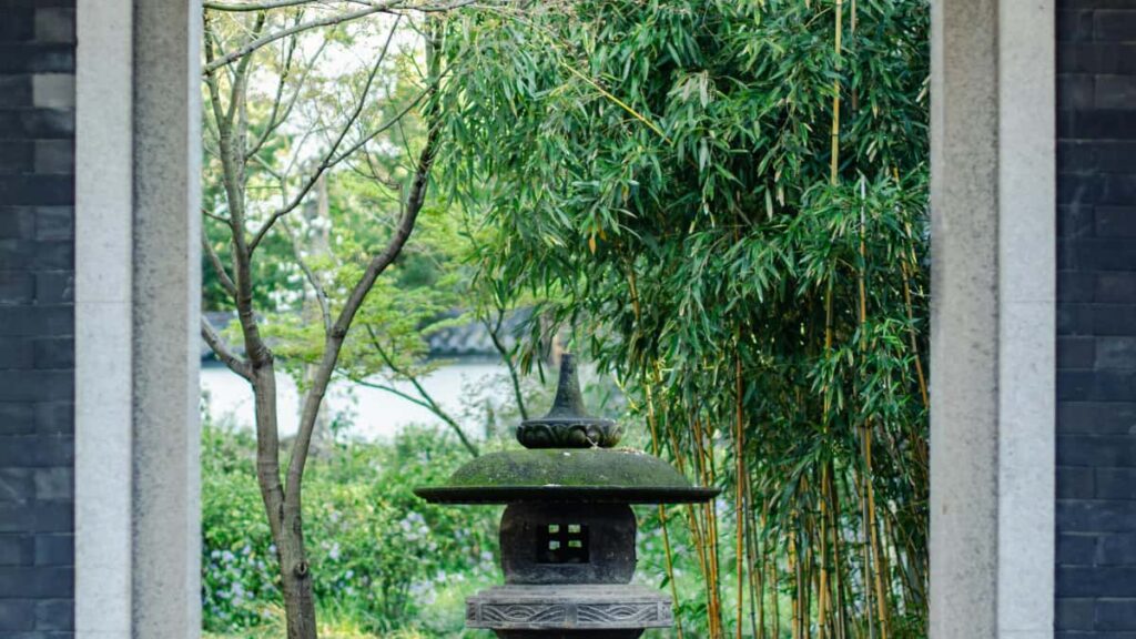 Praktisk guide for svenska creators som vill kontakta chilenska varumarken pa SoundCloud och pitcha samarbeten kring gameplayutmaningar.