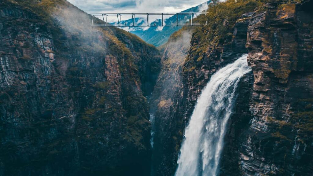 Praktisk guide for svenska kreatorer som vill na Uzbekistanvarumarken via Bilibili och skapa exklusiva produktbundles.