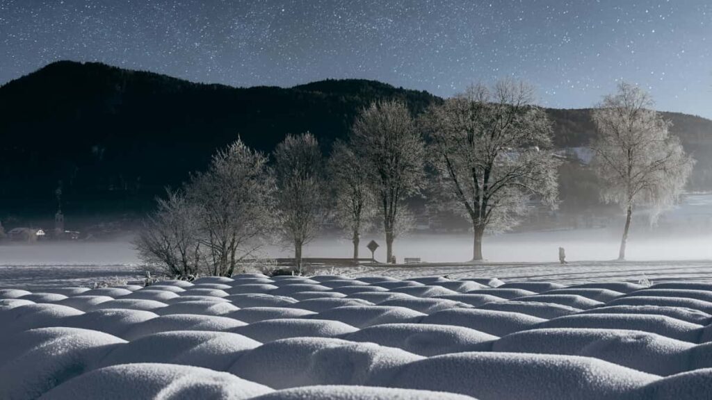 Praktisk guide for svenska annonsorer: hur du hittar och samarbetar med grekiska skapare som kor Hulurelaterade livestreams for effektiv varumarkesintegration.