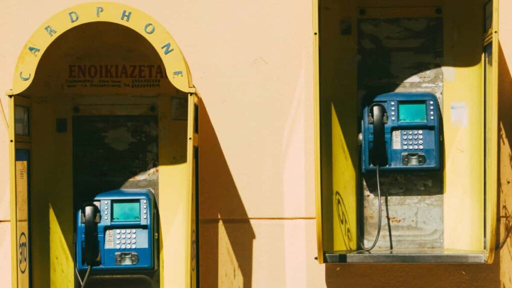 Praktisk guide for svenska kreatorer och spelutgivare: hur du hittar, pitchar och avtalar med montenegrinska varumarken via Kuaishou steg for steg, med lokala tips och kallhanvisningar.