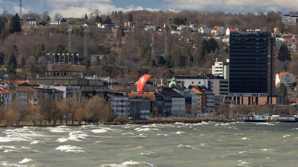 Praktisk guide for svenska kreatorer: hur du nar estniska varumarken pa WeChat for att lyfta fram nya artister kanaler, pitchar och snabba hacks.