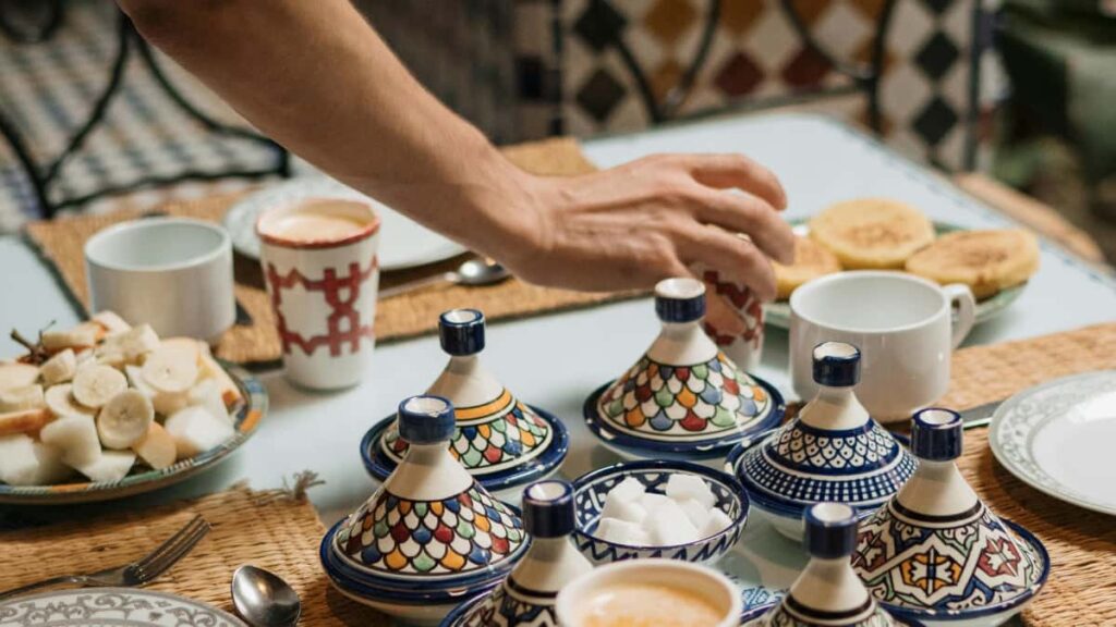 Praktisk guide for svenska creators som vill na kambodjanska varumarken via Reddit taktiker, kulturfinesser, och hur du bygger relationer med top-brands.