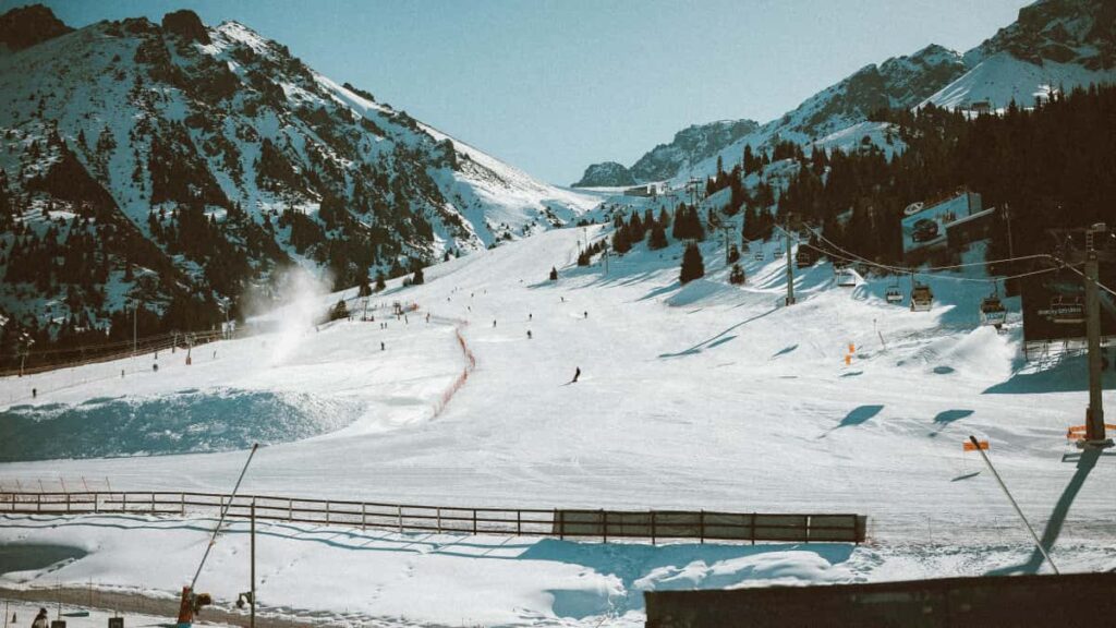 Steg-for-steg-guide for svenska annonsorer som vill hitta och testa produktkoncept med Snapchat-kreatorer i Thailand taktik, verktyg och lokal insikt.