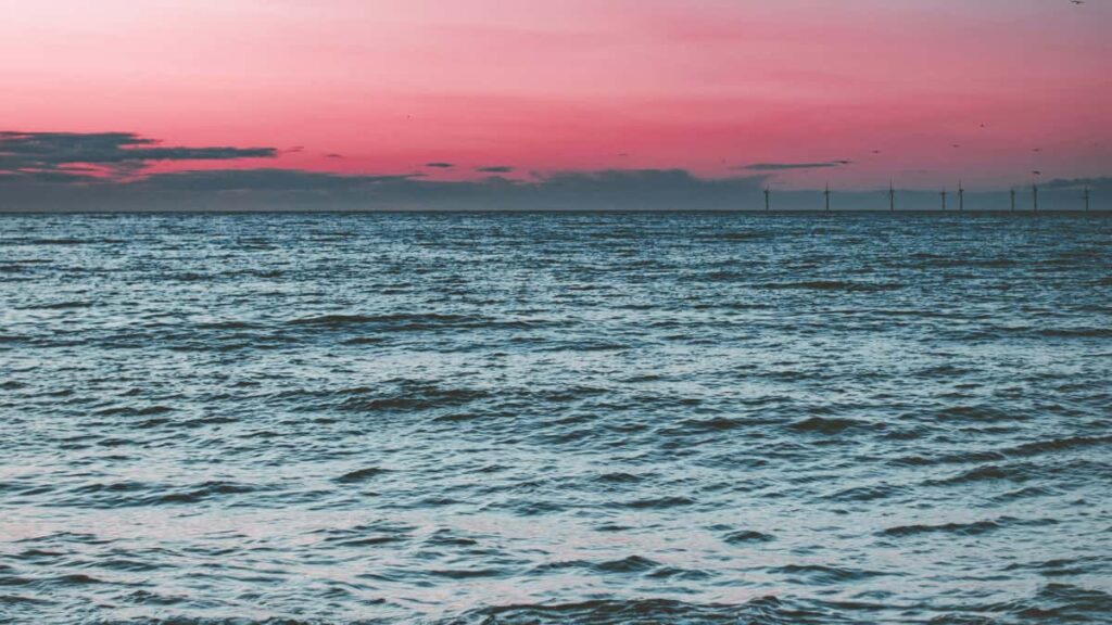 Praktisk guide for svenska creators: hur du pitchar emerging-artister pa SoundCloud till finska varumarken, med taktik, mallar och lokal insikt.