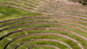 Praktisk guide for svenska annonsorer att hitta och bygga langsiktiga partnerskap med midtier Discordskapare i Lettland steg for steg, verktyg och lokala insikter.